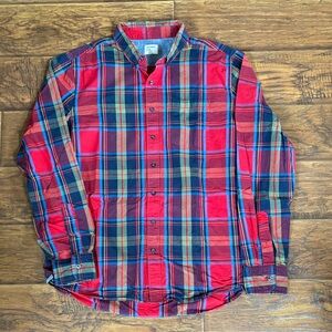 Old Navy Men's Red and Blue Plaid Button-Down Shirt